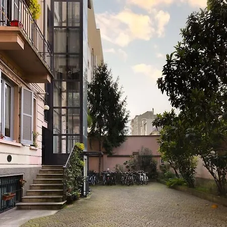 Garden With Free Netflix And Wi-fi