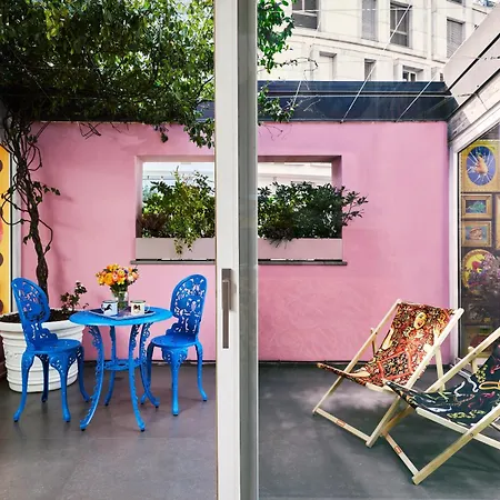 Toiletpaper Living * Mediolan