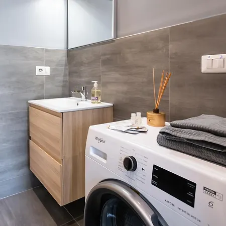 Pezzotti Design Apartment Milan