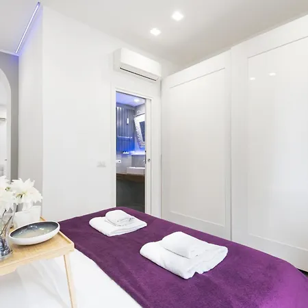 Easylife - Moderno E Chic Con Led Atmosferici Apartment Milan