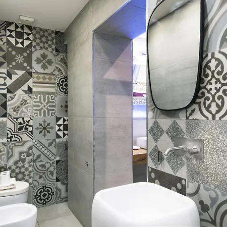 Easylife - Moderno E Chic Con Led Atmosferici * Milan