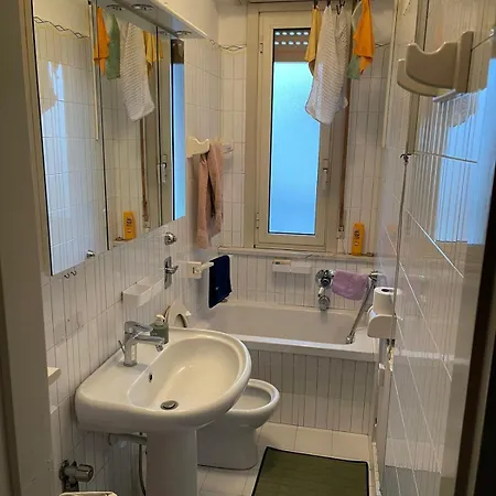 Luminoso Vista San Siro شقة