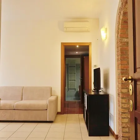 Apartment Bwr - Su Naviglio Martesana, Via Meli