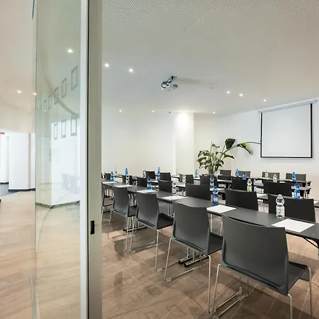 Hotel Ih Milán