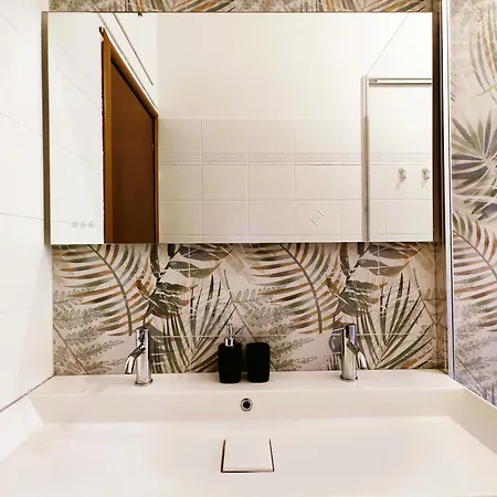 Apartment Luxury In Piazza 5 Giornate Milan