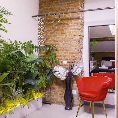 Apartment Duomo Penthouse Design - City Center - Ac *
