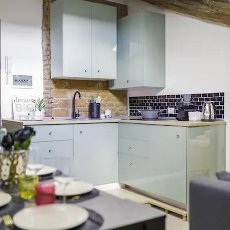 Duomo Penthouse Design - City Center - Ac Apartment