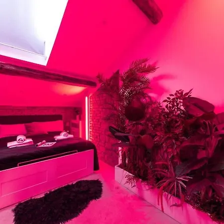 Duomo Penthouse Design - City Center - Ac Апартаменты *