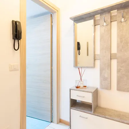 Navigli & Darsena Cozy * Μιλάνο