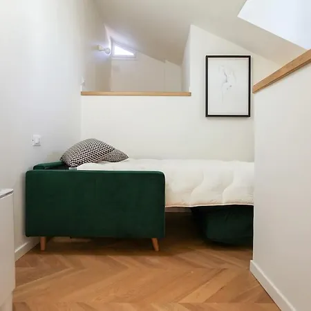Apartment Monte Napoleone Design