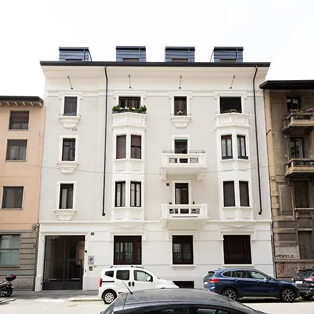 Nuovissimo Bilocale In Zona Risorgimento Apartament