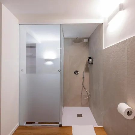 Bnbutler - Inbrera - Giulianova, 1 3*