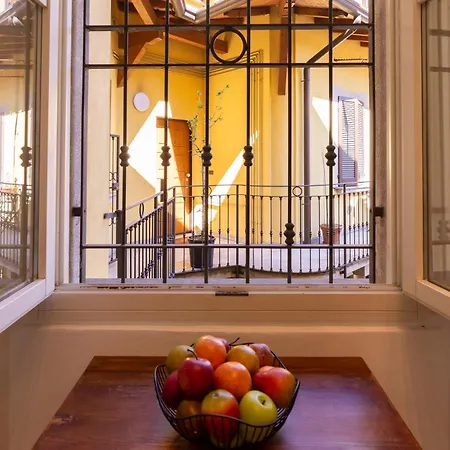 Διαμέρισμα Urban Retreat - Isola District *