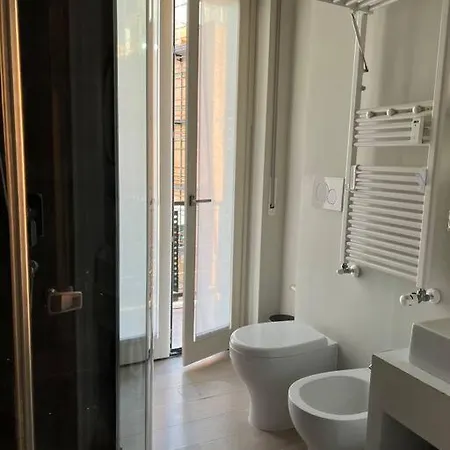 Apartment Center