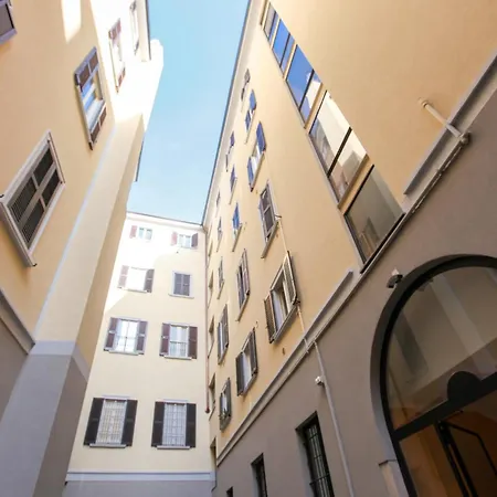 Charme In Brera, 1 Bdrm Milan
