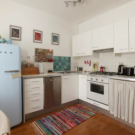 Charme In Brera, 1 Bdrm Apartamento Milán