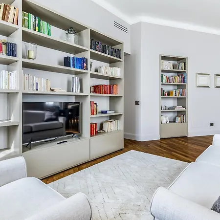Brand New - Fiera Via Sardegna Apartment