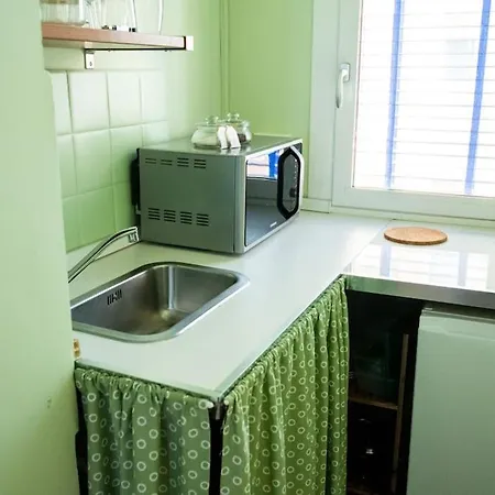 15min To Downtown Cozy Escape In *