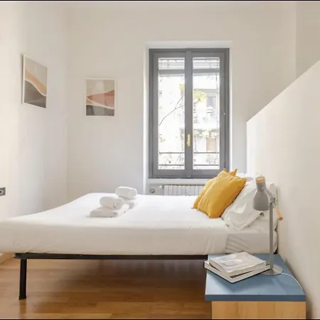 • grazioso Tra Life E San Siro • 