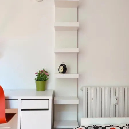 Joivy Mauri - Cosy Flats Near The Duomo Appartement *