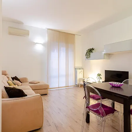 Design - Bezzi 79 Apartment Milan