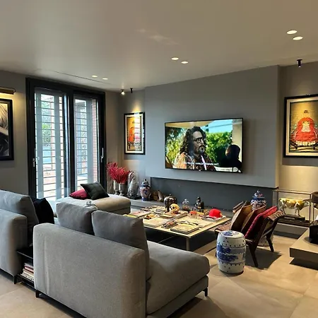 Ms Luxury Apartment