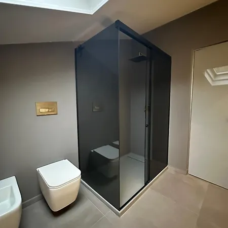 Ms Luxury - Leia Hospitality *