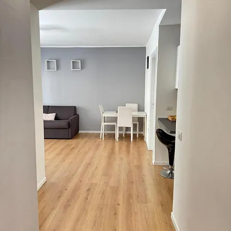 Apartament Lux Fara Mediolan