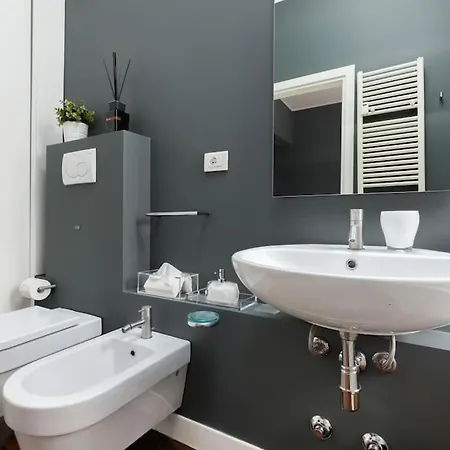 Business Travel Design - City Center Apartment Milan