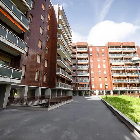 Апартаменты Loft Con Magnifica Terrazza In Zona Affori Милан