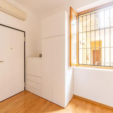 Ap12 Grazioso In Centro Apartmán *