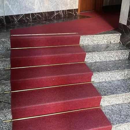 Happy House 아파트 밀라노