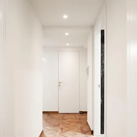 Moderno Multicomfort - Premuda Luxury * Milan