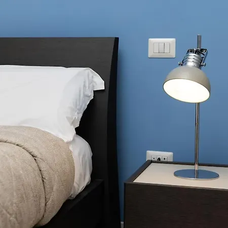 Apartment Deluxe With Free Wifi And Netflix *