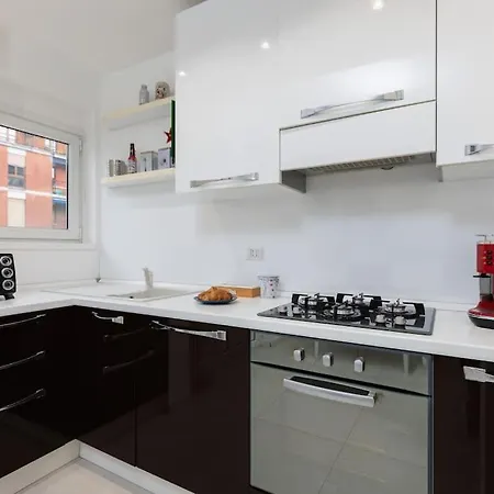Apartment Deluxe With Free Wifi And Netflix *