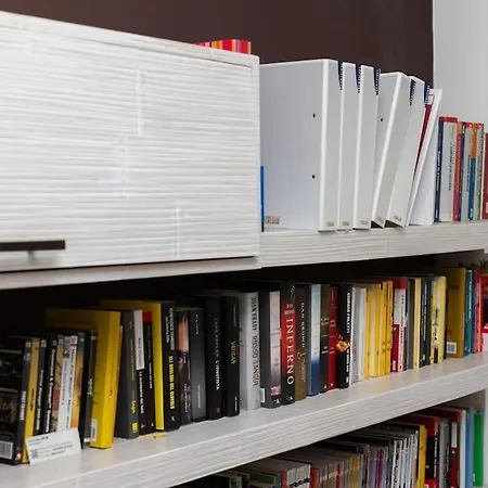 Deluxe With Free Wifi And Netflix Apartmán