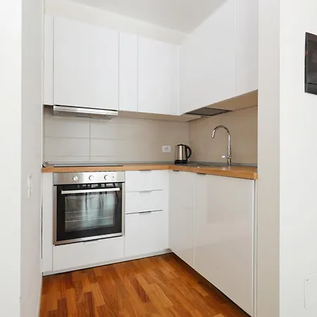 Joivy Stylish Studio, In The Heart Of Porta Nuova Daire *