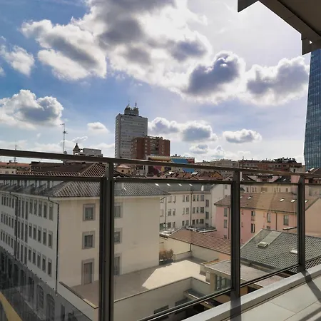 Joivy Stylish Studio, In The Heart Of Porta Nuova Daire