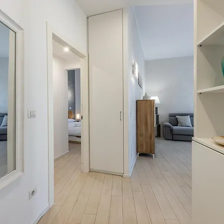 Cortivo - Piola 8 - Metro * ميلان