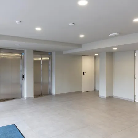 Appartement Terminal Tower 601 - San Cristoforo M4 Milaan