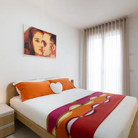 Appartement Terminal Tower 601 - San Cristoforo M4 Milaan