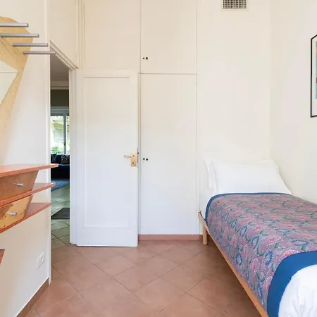 Classy Heritage Home, Center