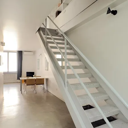 Loft Sant Ambrogio With Terrance * Milan