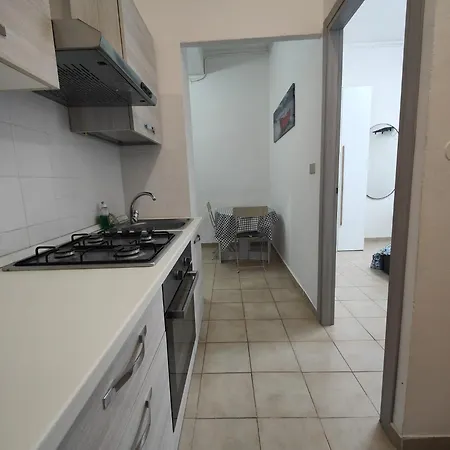 Bilocale 40 Mq Con Parcheggio Privato Apartment Milan