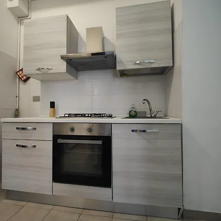 Bilocale 40 Mq Con Parcheggio Privato Apartment