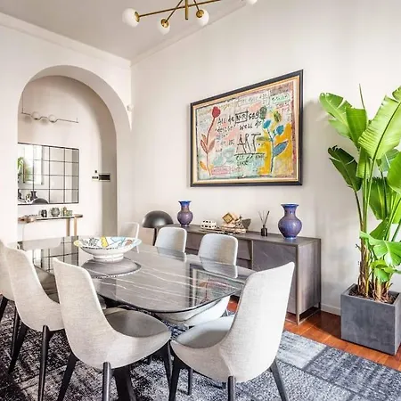 Luxury 3 Bedrooms In Brera Apartmán *
