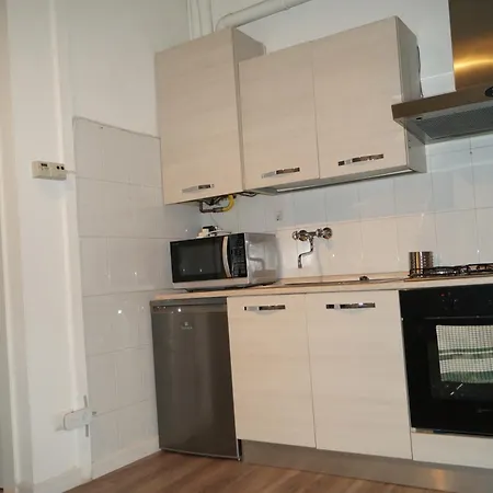 Apartment House Naviglio Quattro