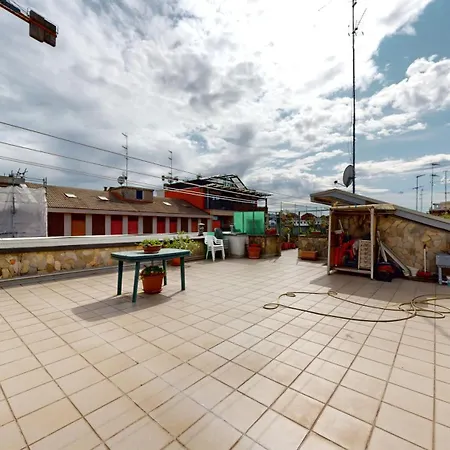 Metro Apartamento Milão