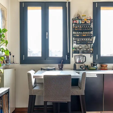 Ihost - Romilli 21 Apartment *