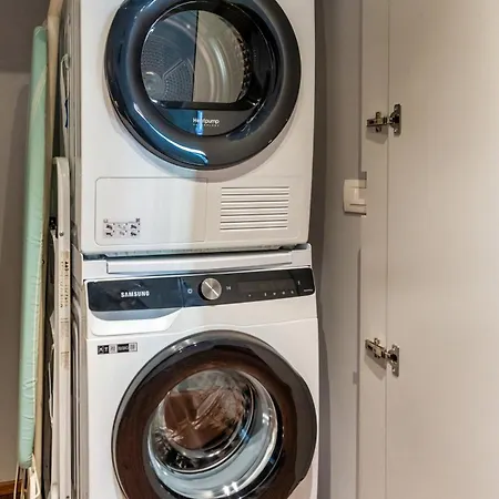 Morigi 5 Vie * Milano